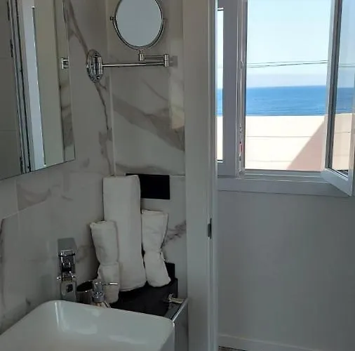 Appartamento En Primera Linea De Mar, Teresitas, Santa Cruz De Tenerife *