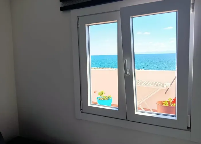 En Primera Linea De Mar, Teresitas, Santa Cruz De Tenerife